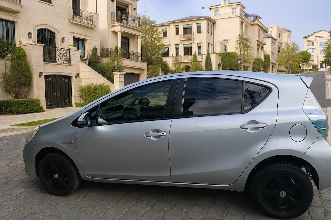 Vehiculo 2013 V3 - Juega y gana un Toyota Prius C año 2013